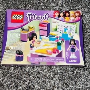 Lego Friends Emma’s Fashion Design Studio